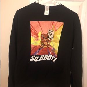 Know your roots black graphic longsleeve T-shirt M